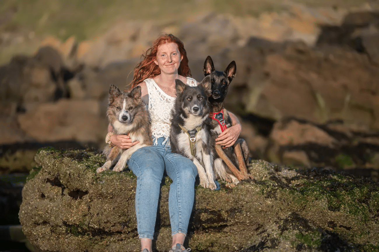 Portrait de Laura, éducateur canin comportementaliste Pédadog